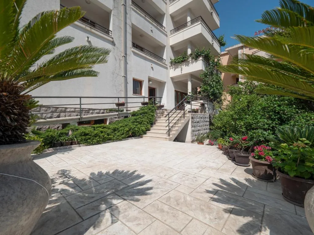 Image of Apartments Butua