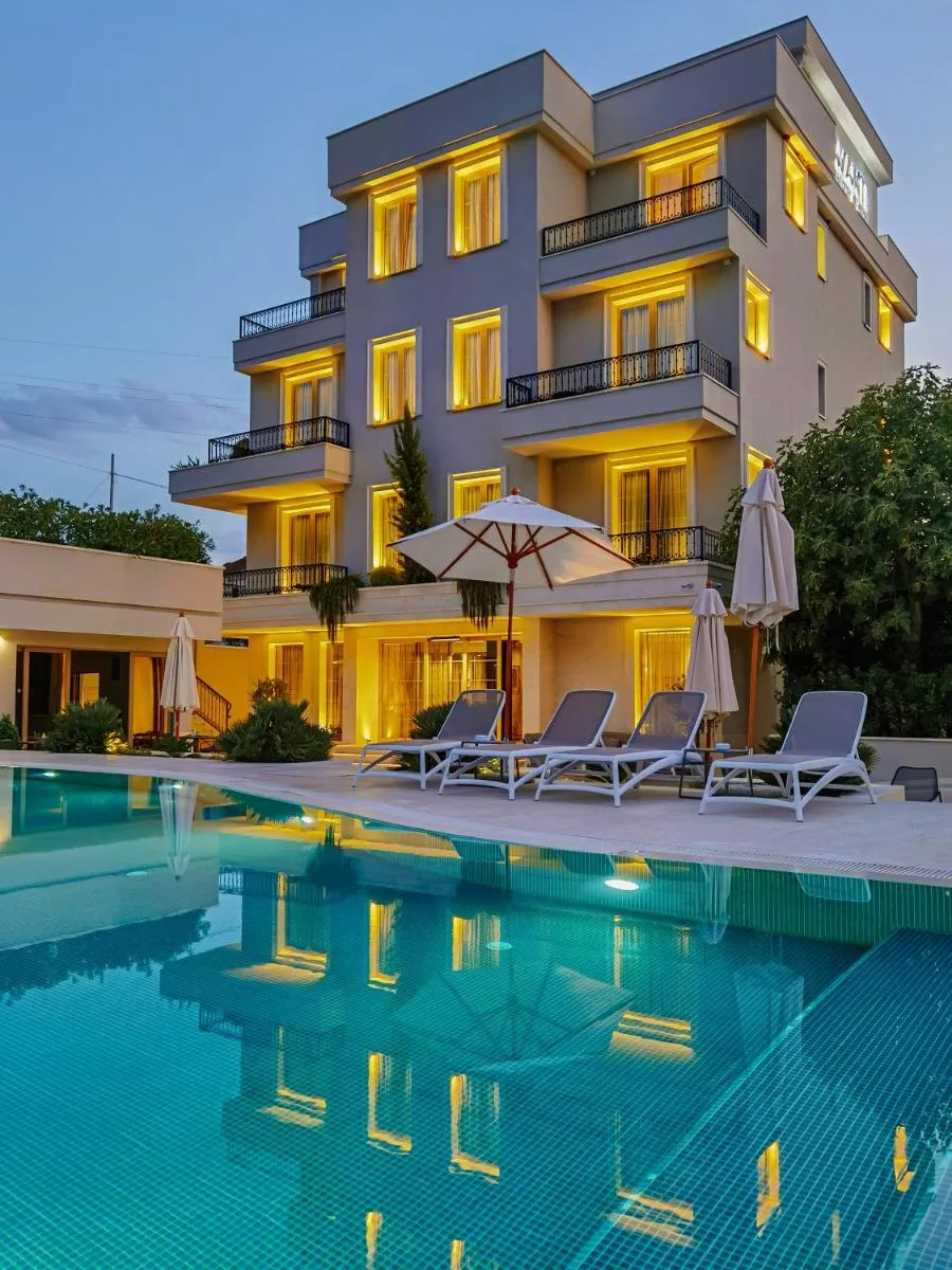 Image 3 of Avanti Hotel & Spa