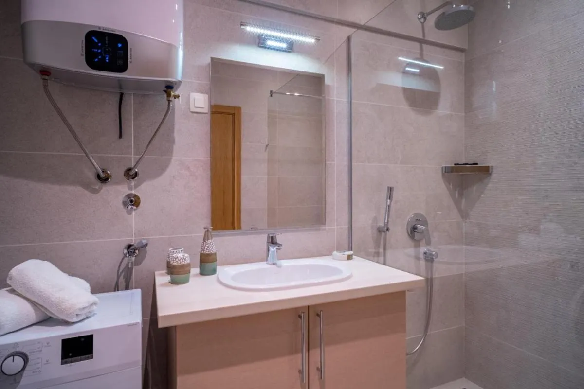 Image 2 of Budva Center Suite