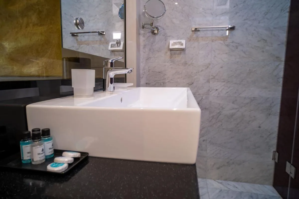 Image 1 of Hotel Atina