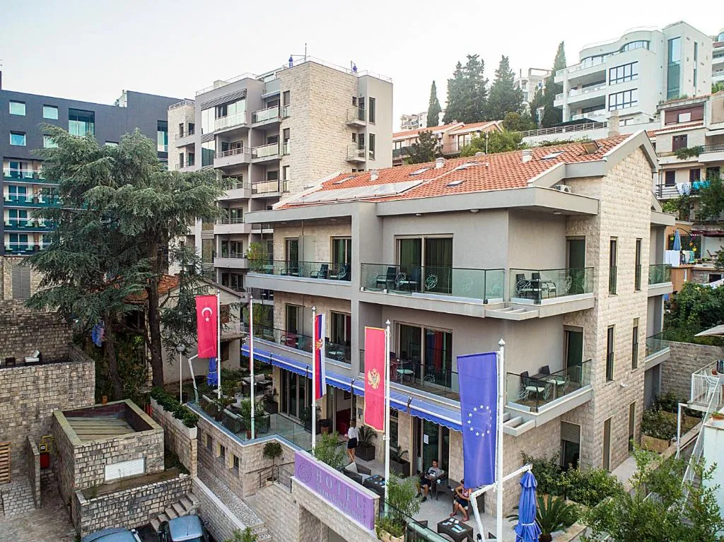 Image 5 of Hotel Butua Residence