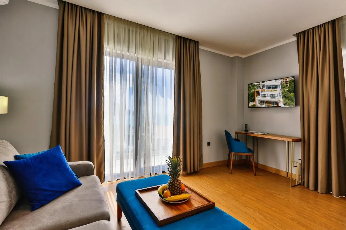 Image 3 of Hotel Lusso Mare by Aycon