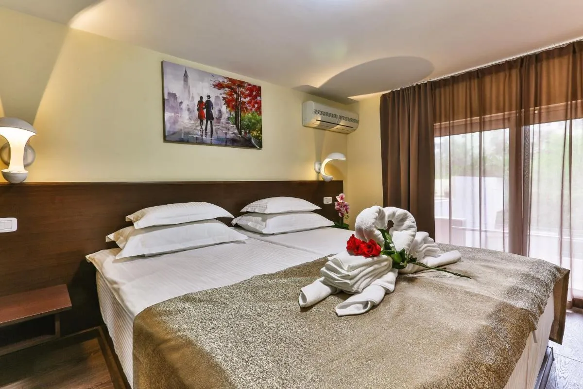 Image 1 of Hotel Premier