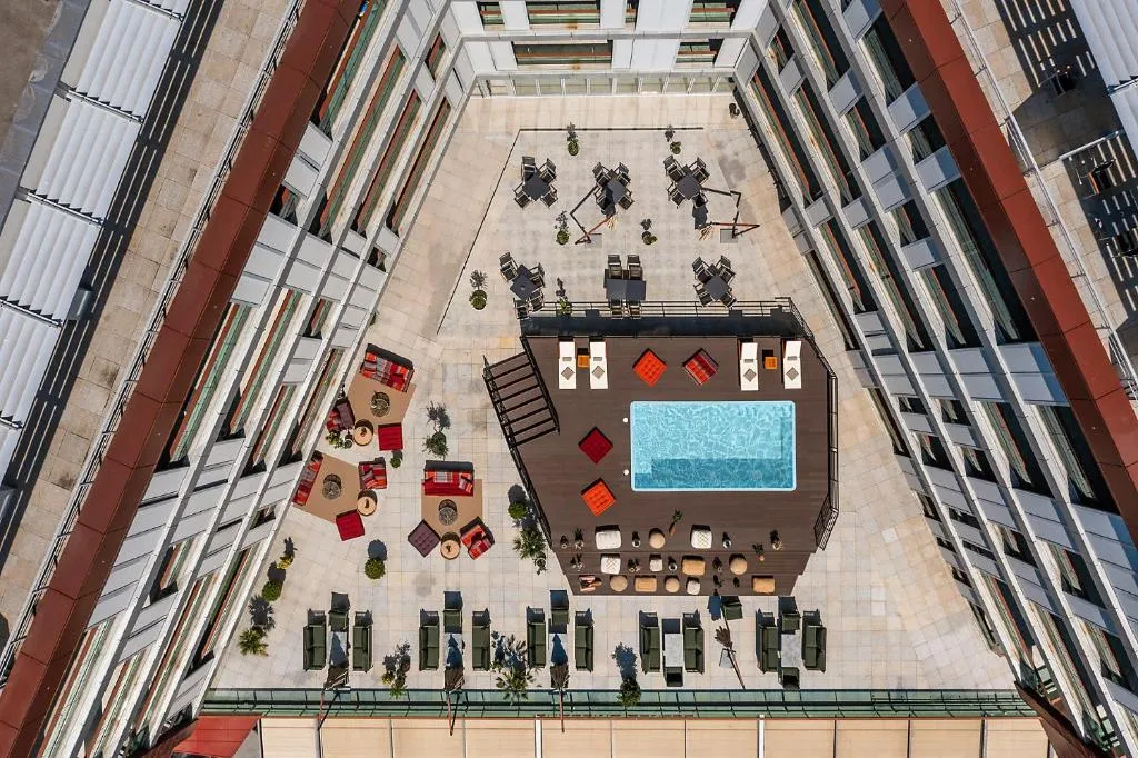 Image 2 of Hotel TQ Plaza
