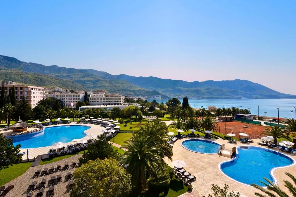 Image of Iberostar Waves Bellevue All Inclusive