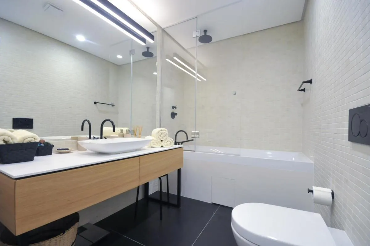 Image 1 of Leona Residences Apartment