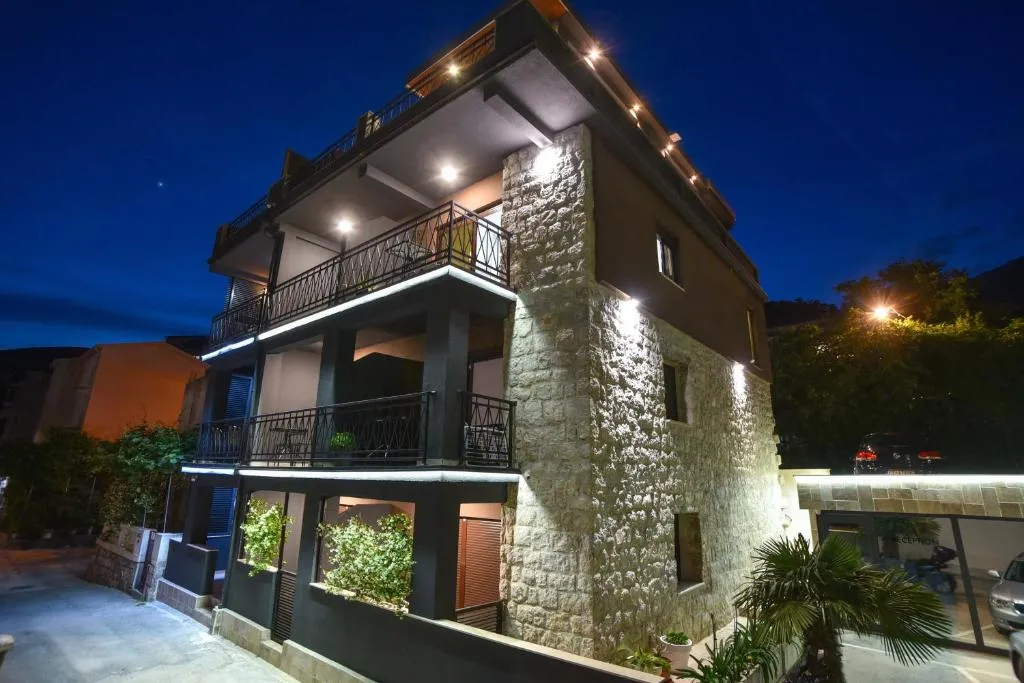 Image 1 of Misisuone Apartments Budva