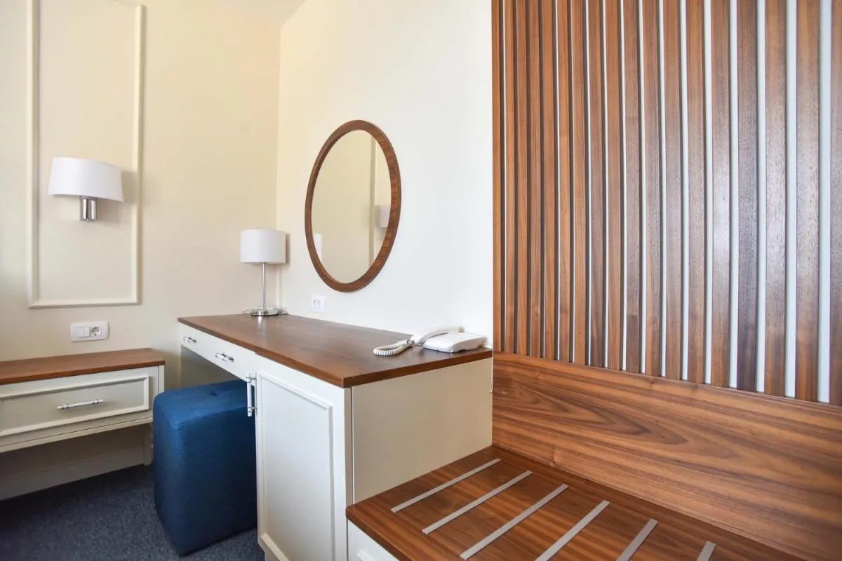 Image 1 of Vistamar Hotel & Apartments