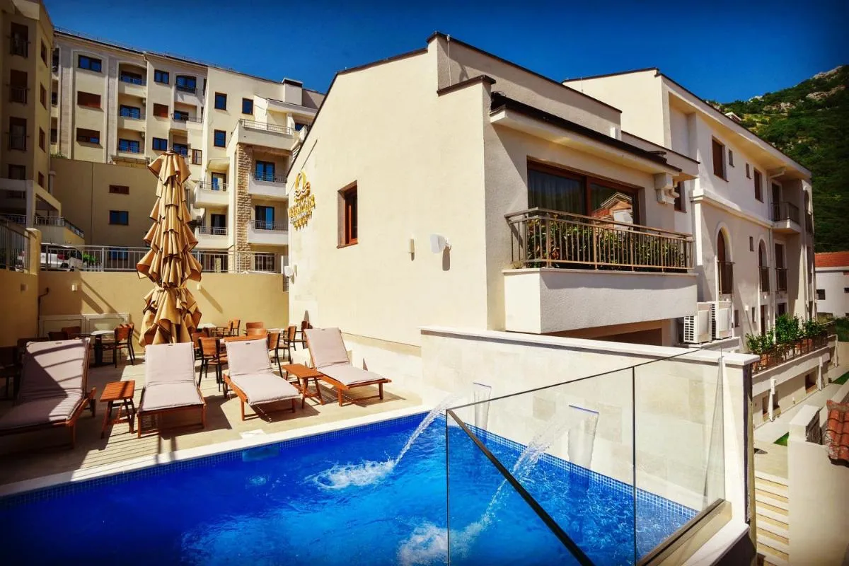 Image 2 of Vistamar Hotel & Apartments