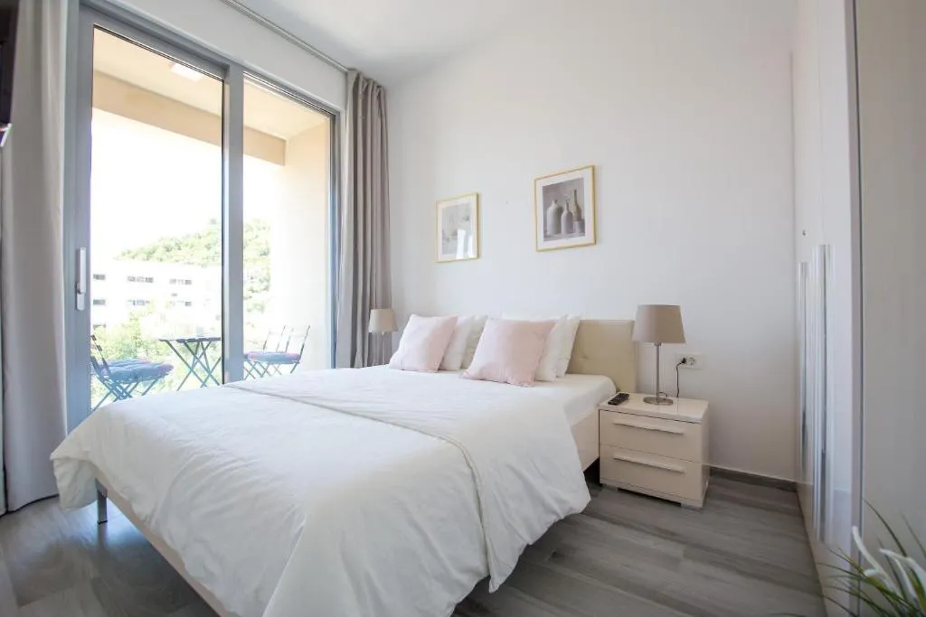 Image of Apart SKY Residence with sea view in DELMAR