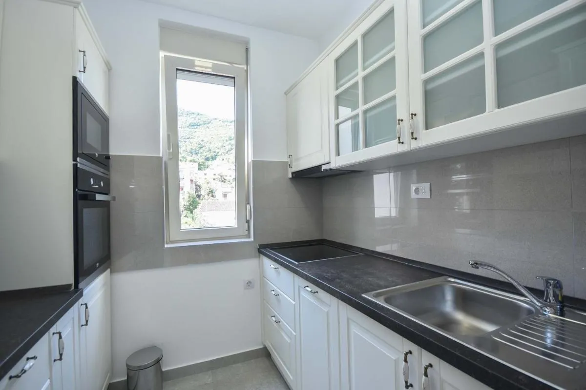 Image 2 of Apartment Bojana