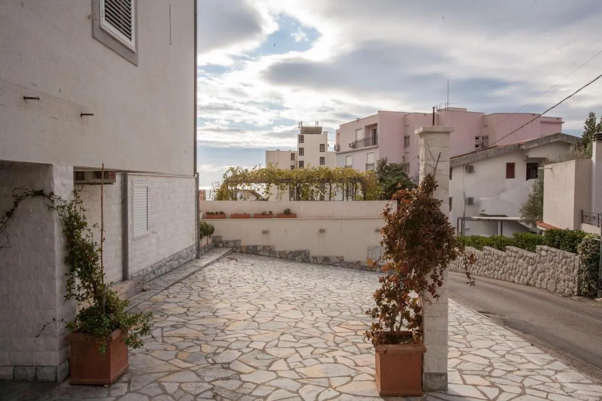 Image 5 of Apartment-Hotel Vila Petrovic-Becici