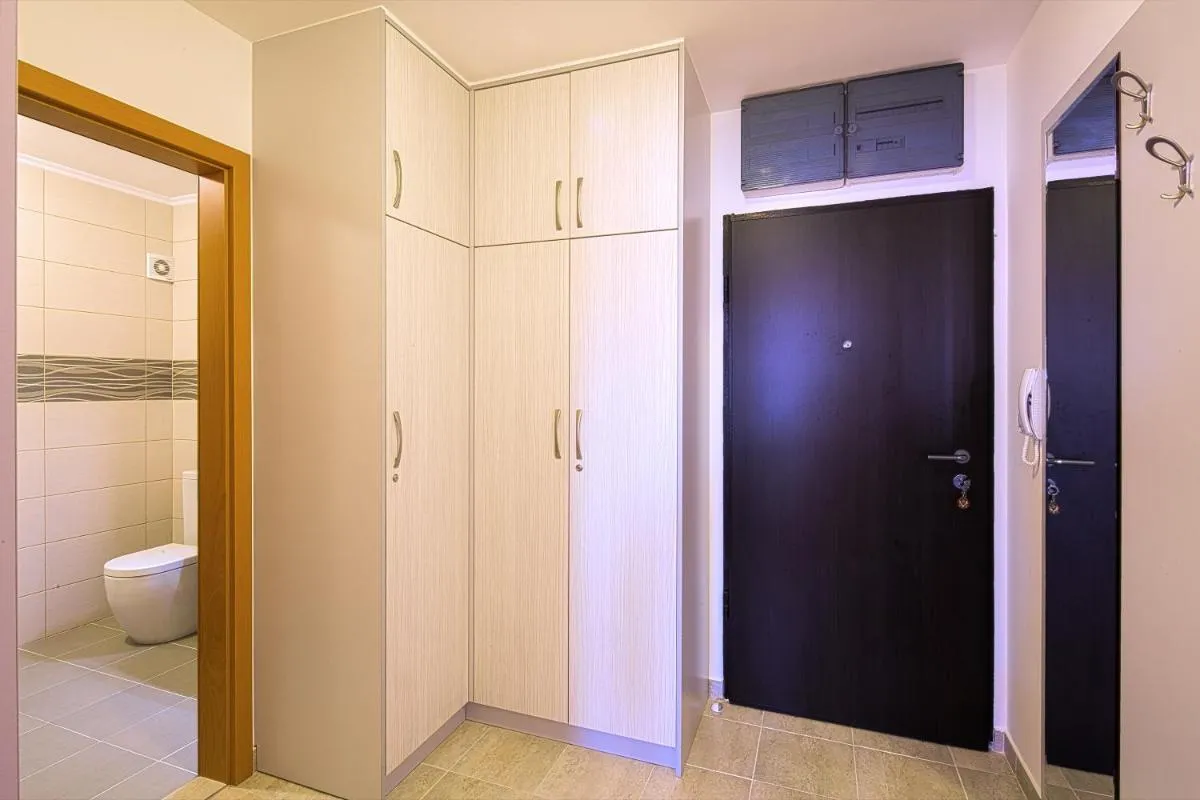 Image 2 of Apartment SVS