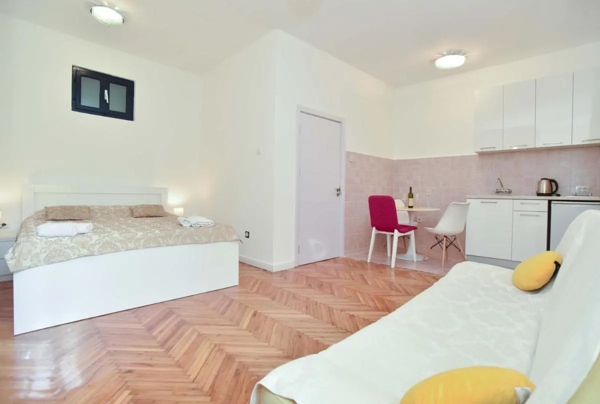 Image 1 of Apartment Stari Grad