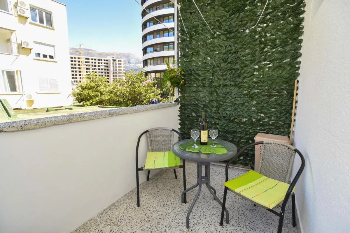 Image 5 of Apartment near Old Town