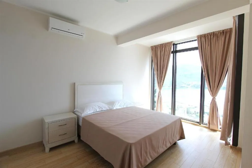 Image 1 of Apartments Aqua