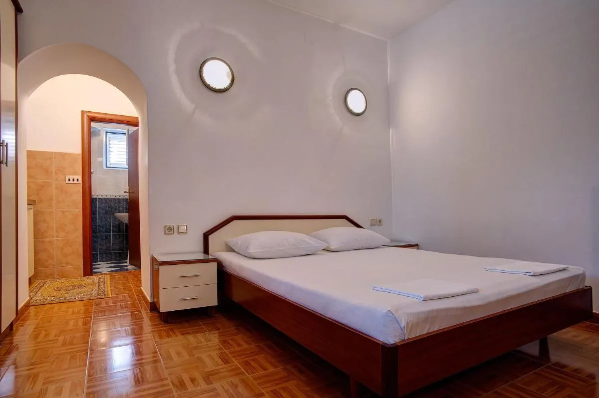 Image 6 of Apartments Boreta II