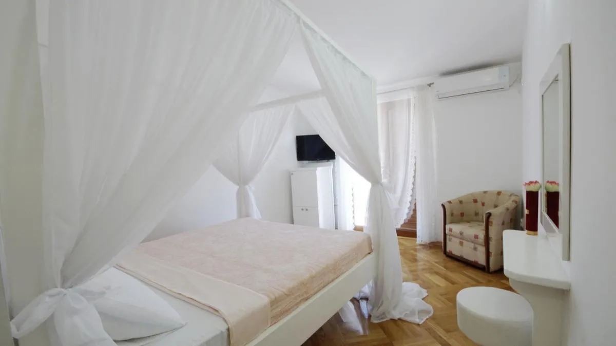 Image 1 of Apartments Miković