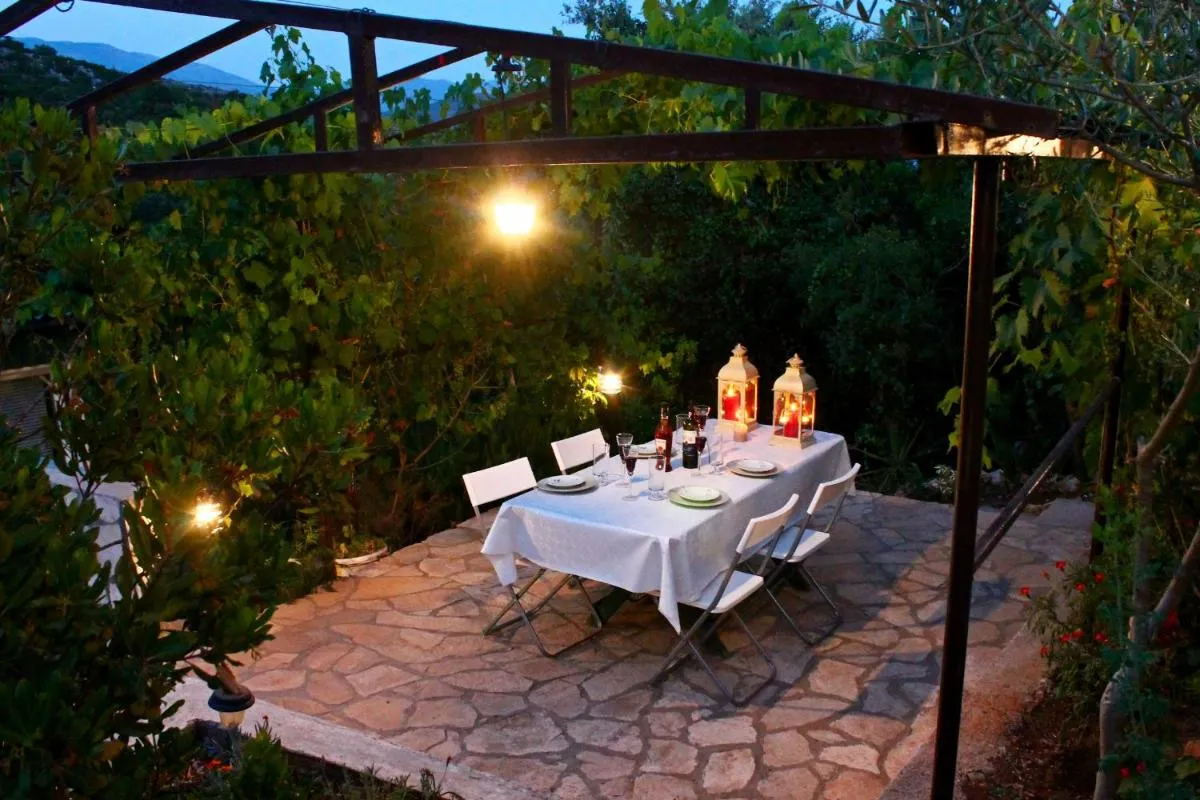 Image 4 of Apartments Villa Milna 1
