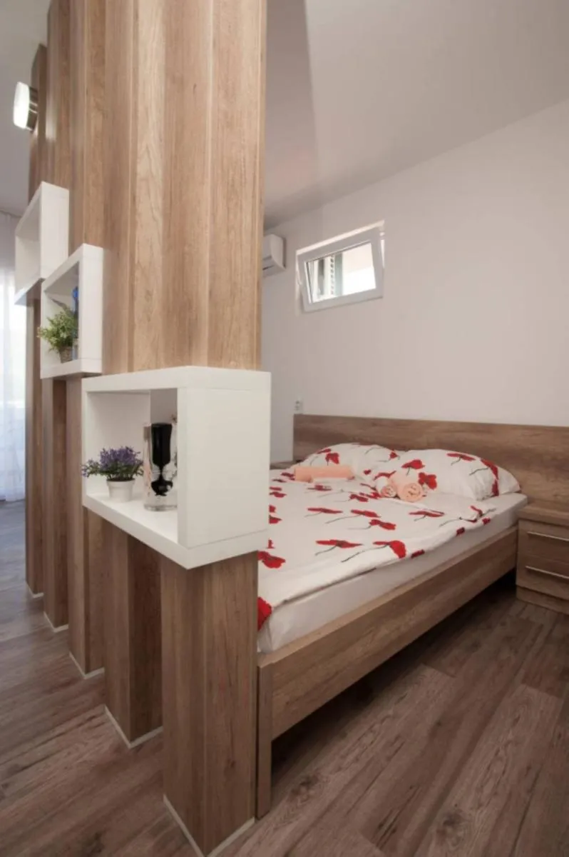 Image 3 of B&T Apartments
