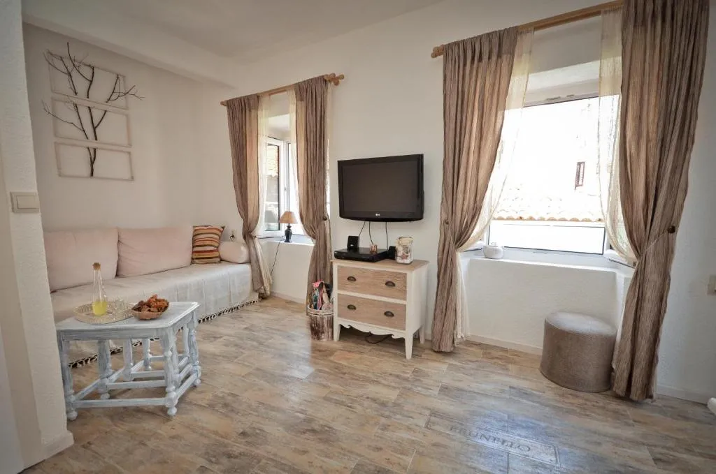 Image of Bell Tower Apartment