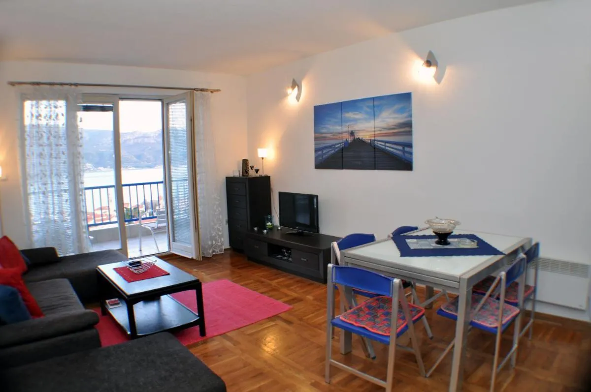 Image 4 of Belvedere Apartments