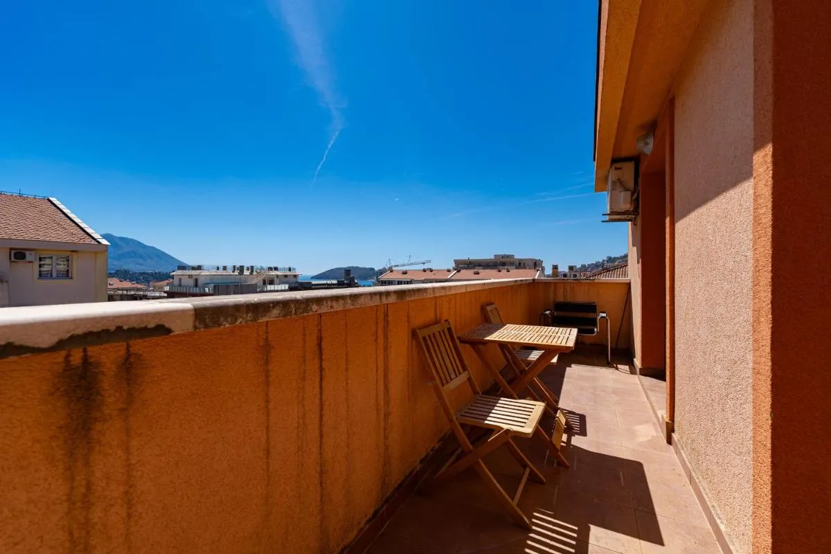 Image 2 of Family One bedroom apartment with Panoramic city view
