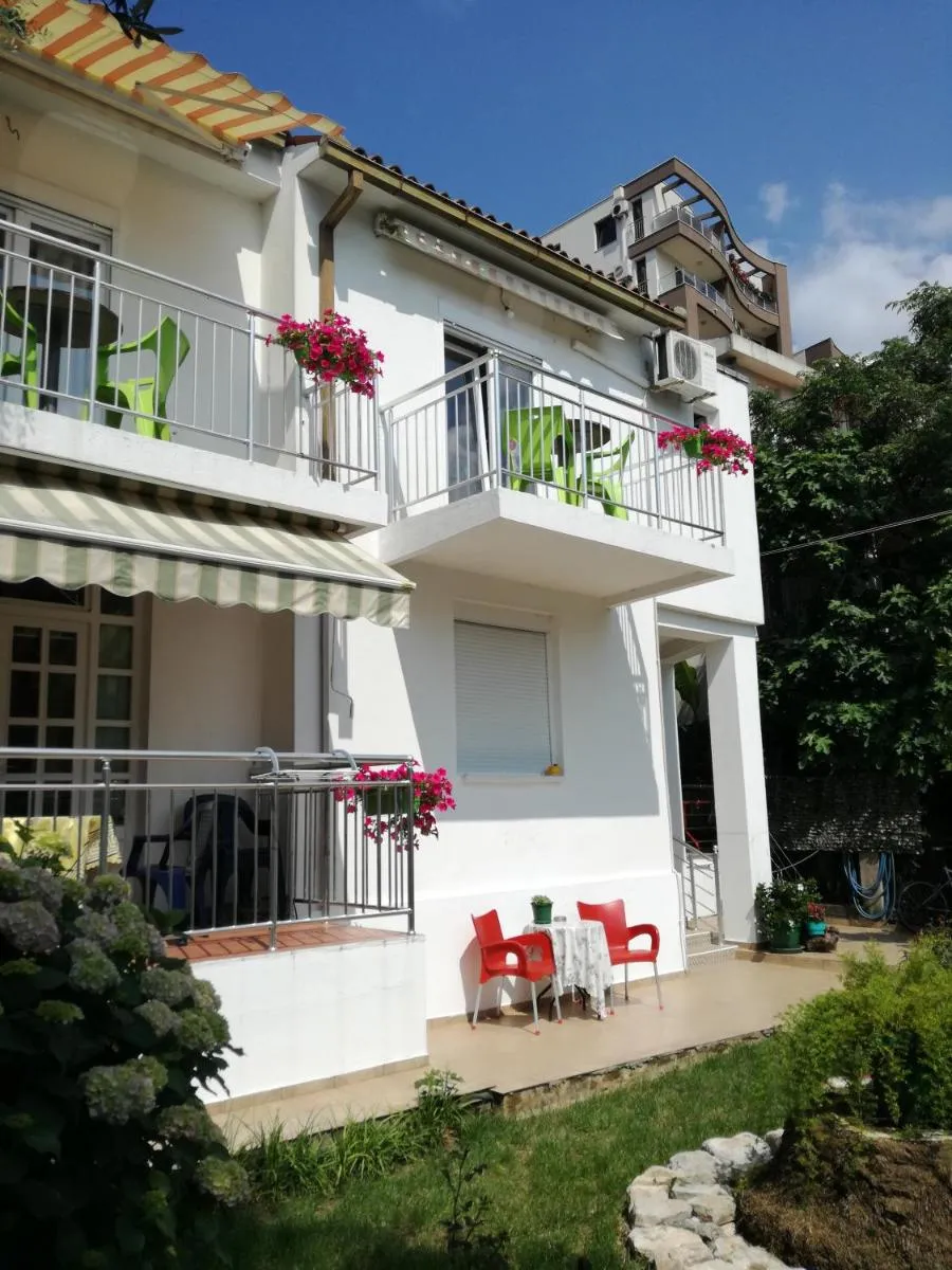 Image 3 of Guest House Vila Bak
