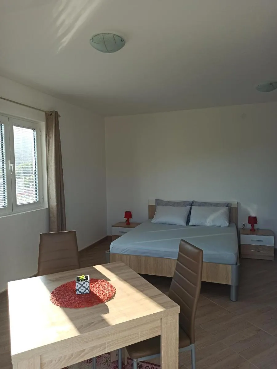 Image 6 of Lastva Holliday Rooms