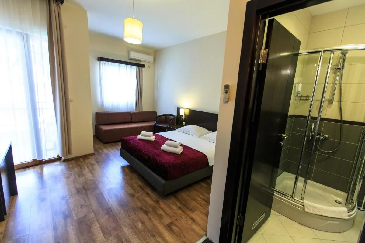 Image 2 of Lucic Rooms & Suites
