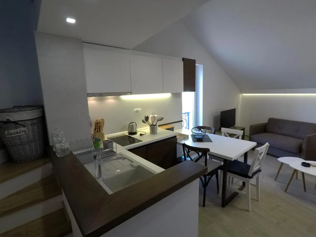 Image 3 of Lux Squere Apartments