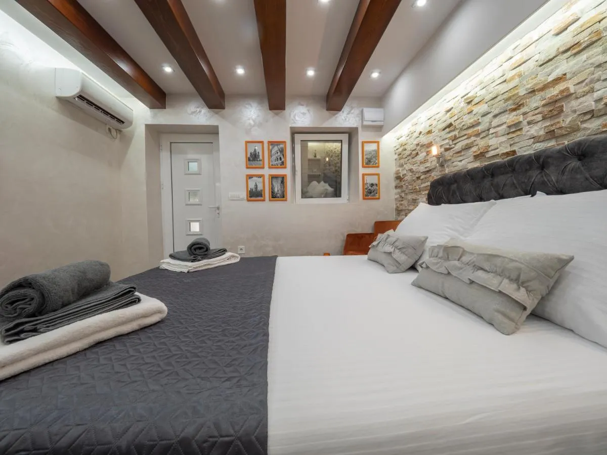 Image 1 of Luxury Boutique Studio