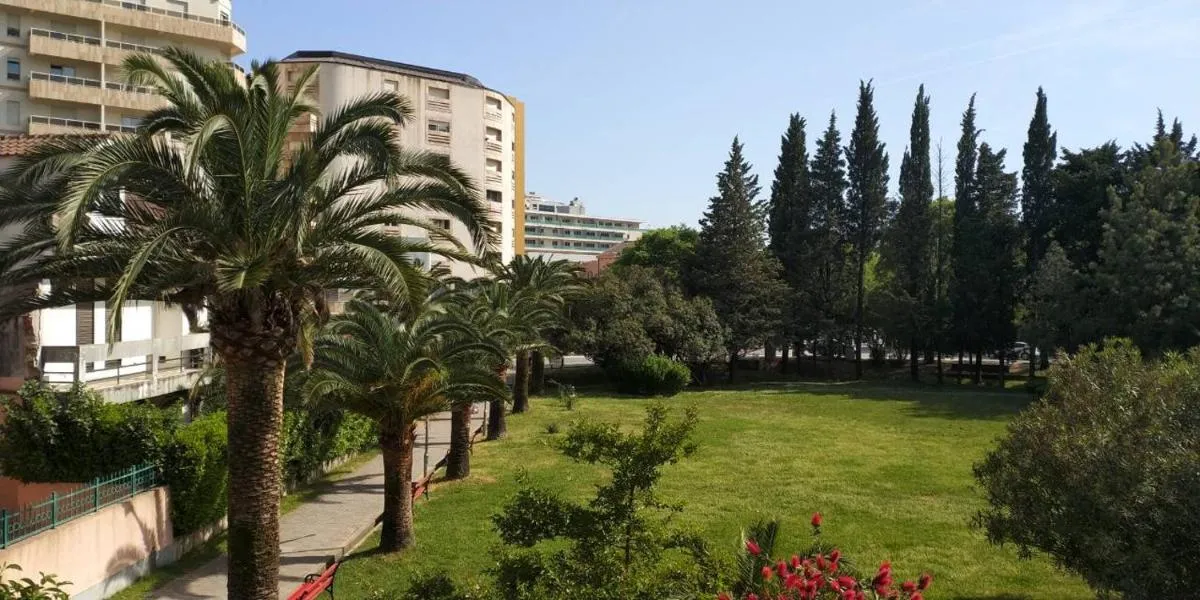 Image 2 of Luxury Townhouse Budva