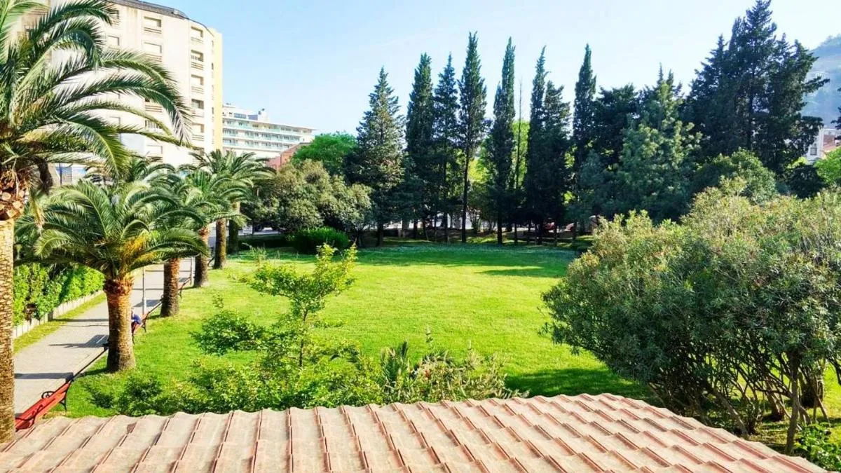 Image 1 of Luxury Townhouse Budva