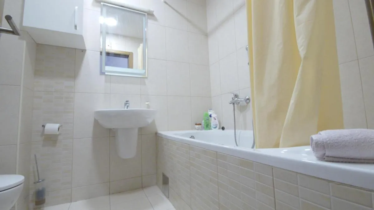 Image 2 of M&L Lux 3-bedroom apartment (sea view)