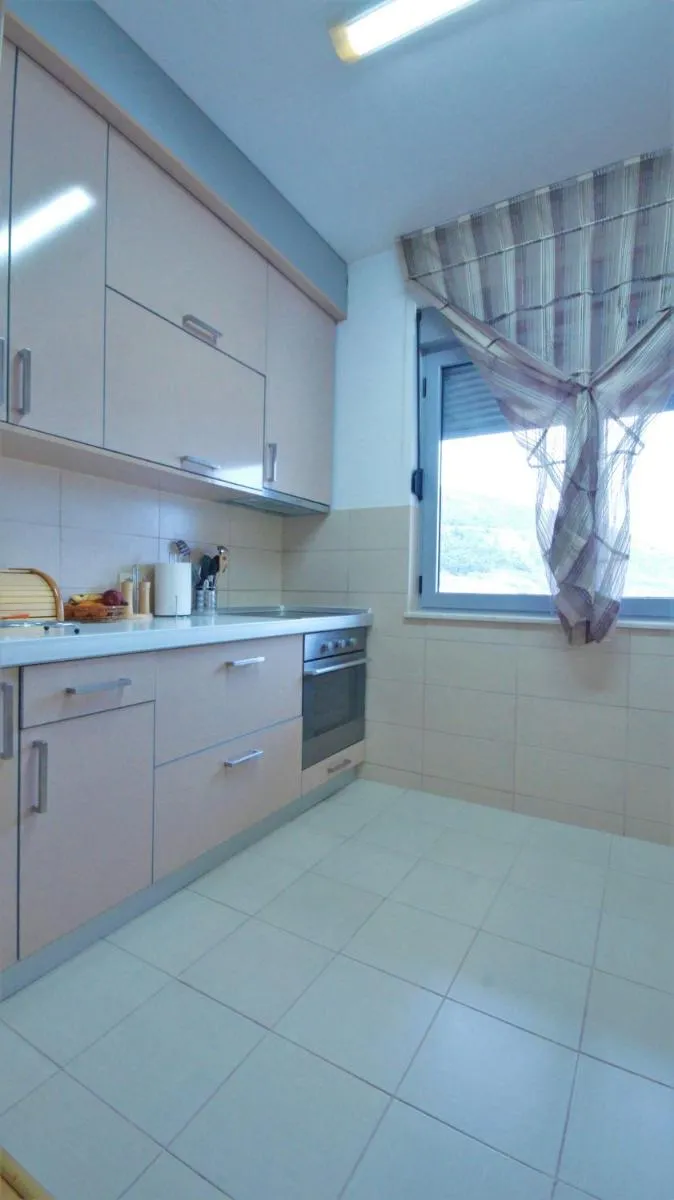 Image 3 of M&L Lux 3-bedroom apartment (sea view)