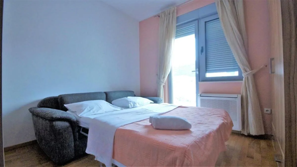 Image 6 of M&L Lux 3-bedroom apartment (sea view)