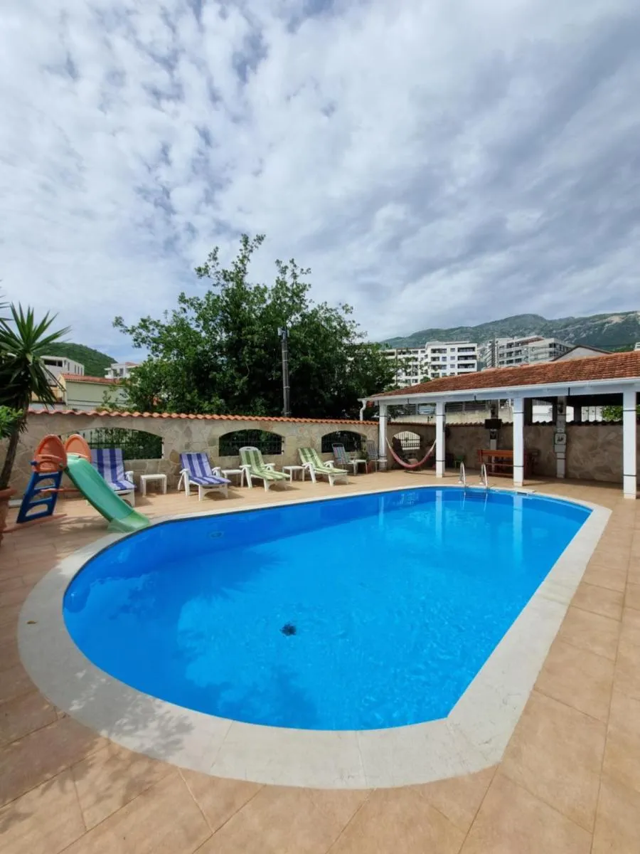 Image 2 of Mila & Aleksandr Apartments