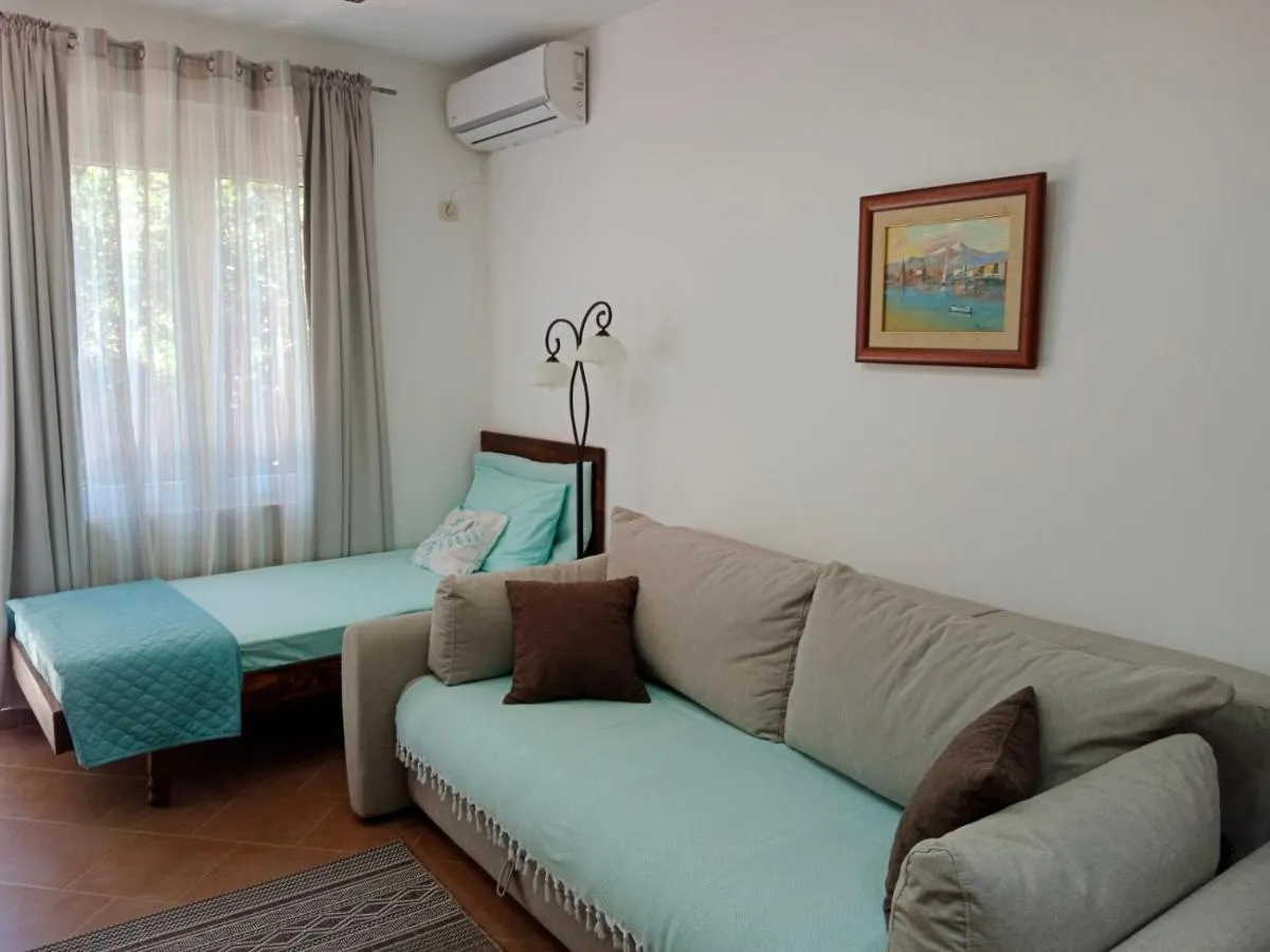 Image 6 of Mirta Apartments Family Farm