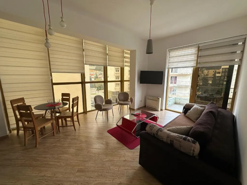 Image of Orange Apartment 1