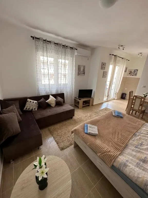 Image of Saly 70 studıo