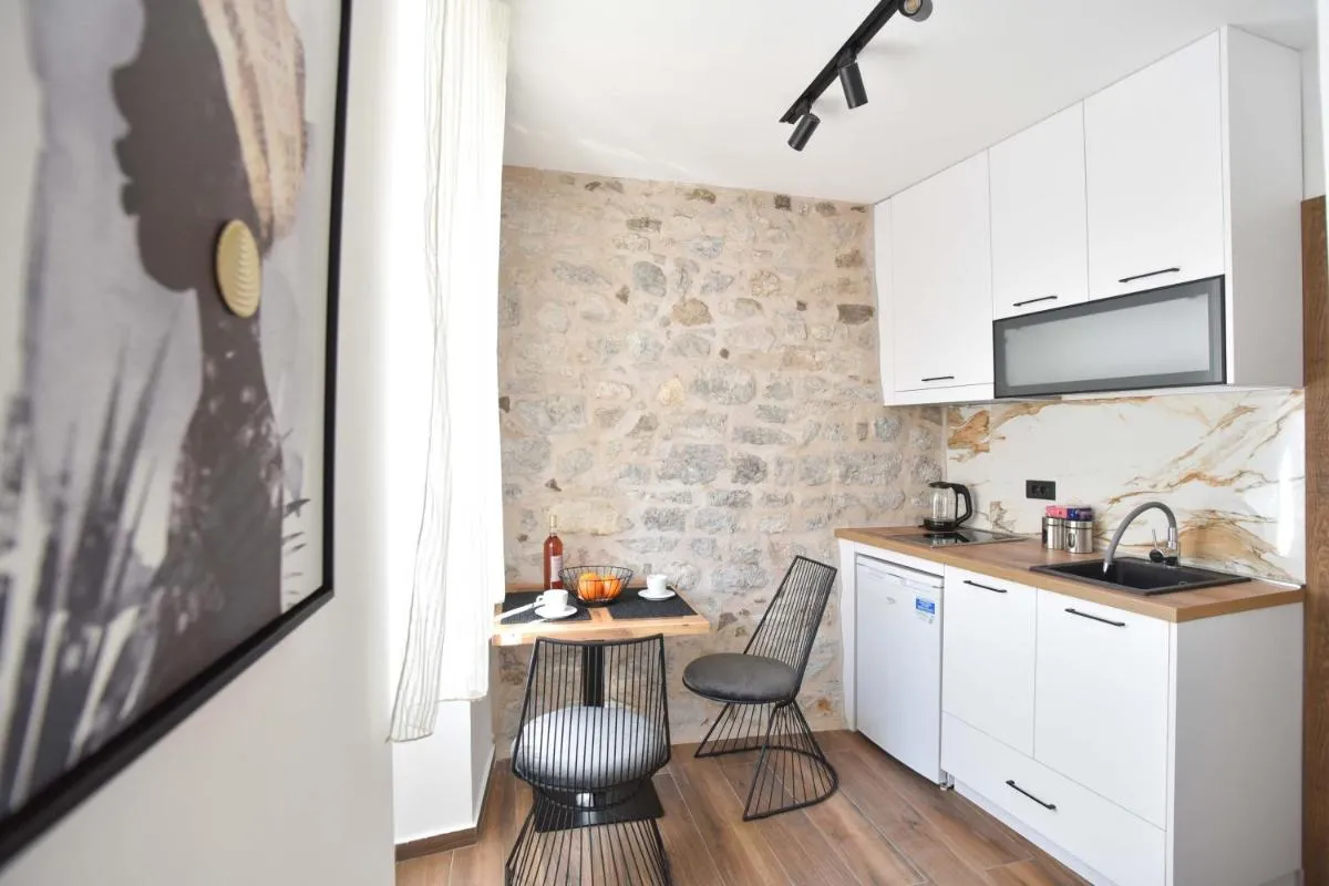 Image 3 of Sambra old town apartment