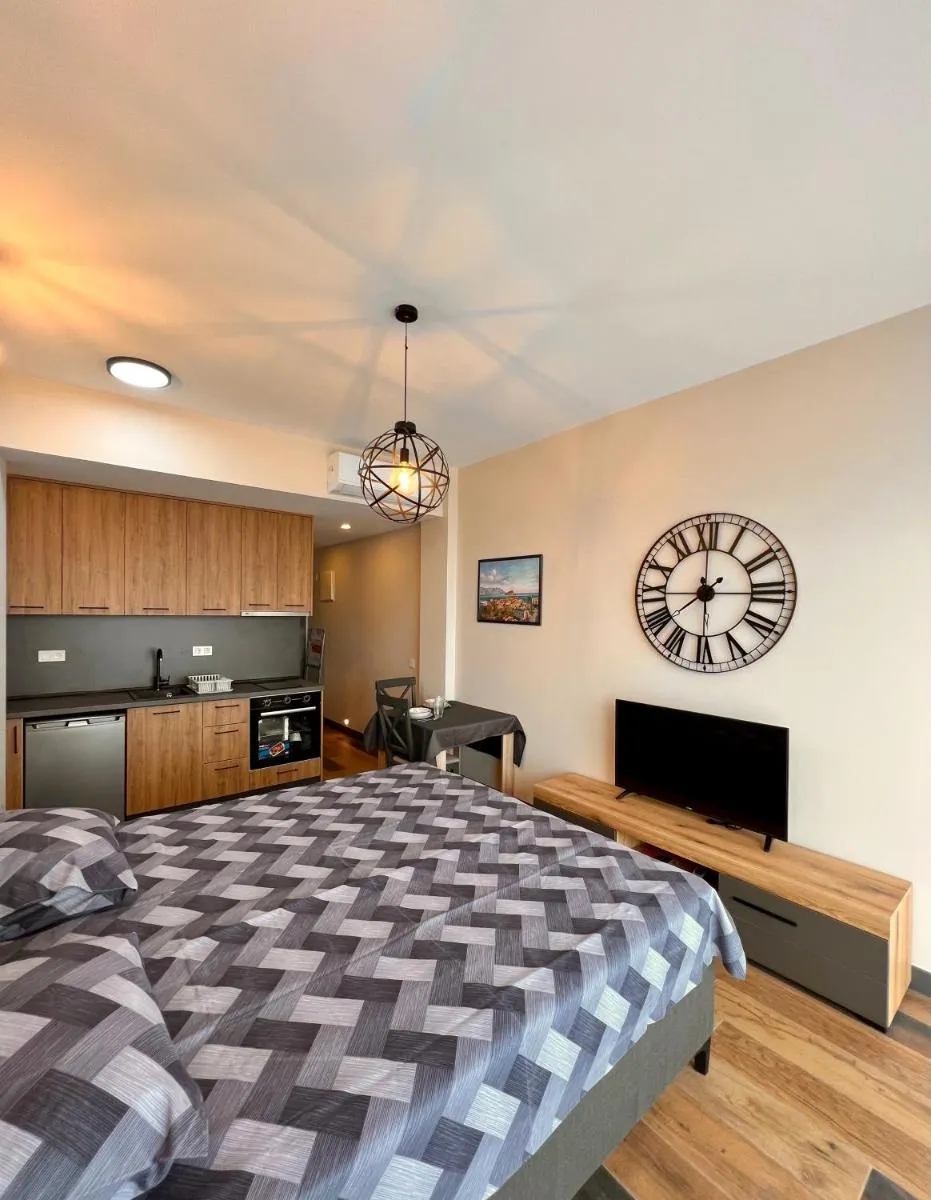 Image 4 of Sea & Sky Apartments