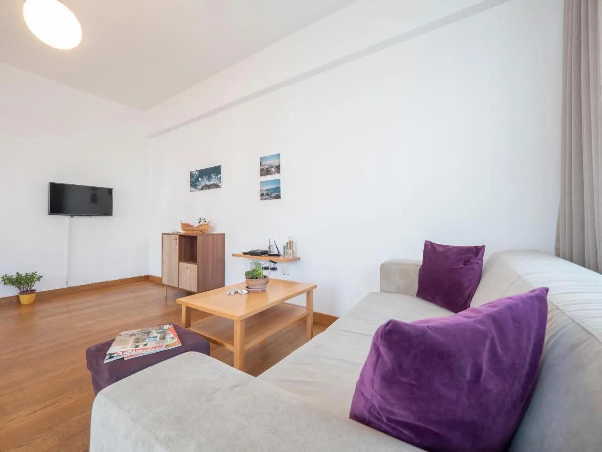 Image 4 of Seaside Rest Apartments