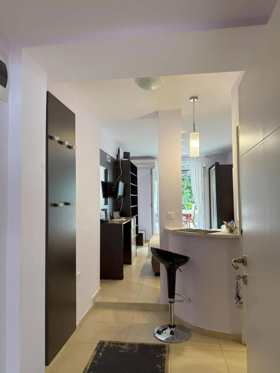 Image 2 of Splendid Luxury Apartments