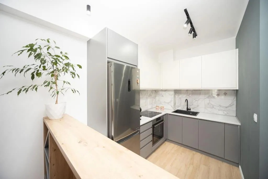 Image 3 of TwoBedroom lux apartment +garage