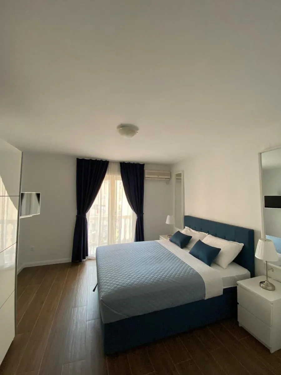Image 3 of Venera Apartments