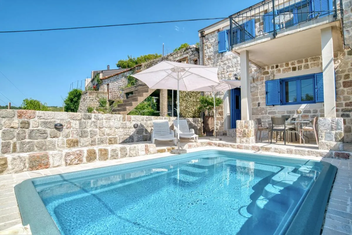 Image 2 of Villa Old Olive
