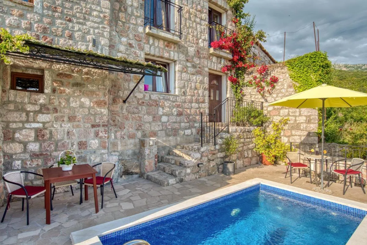 Image 3 of Villa Old Olive 2