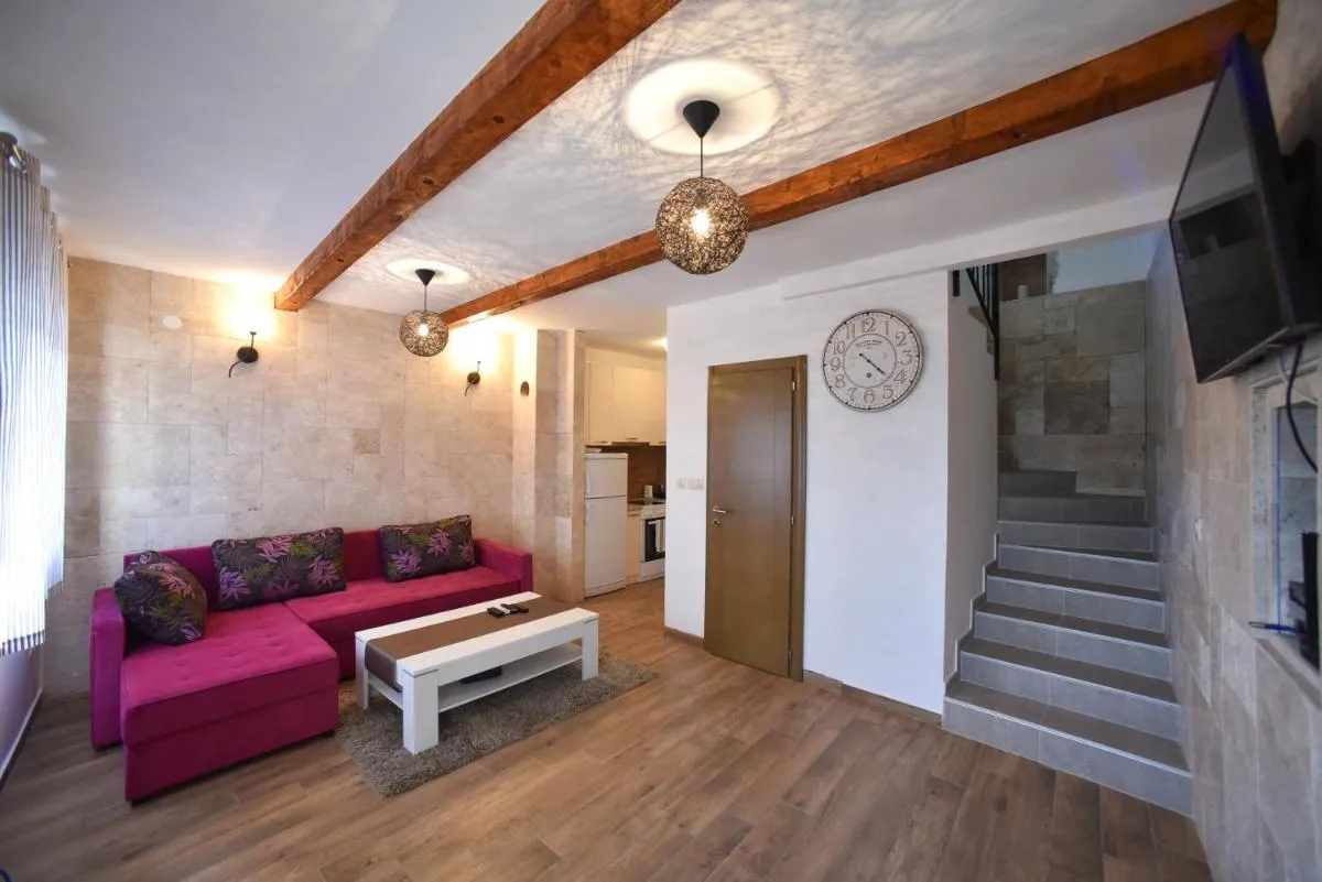 Image 5 of Villa Old Olive 2